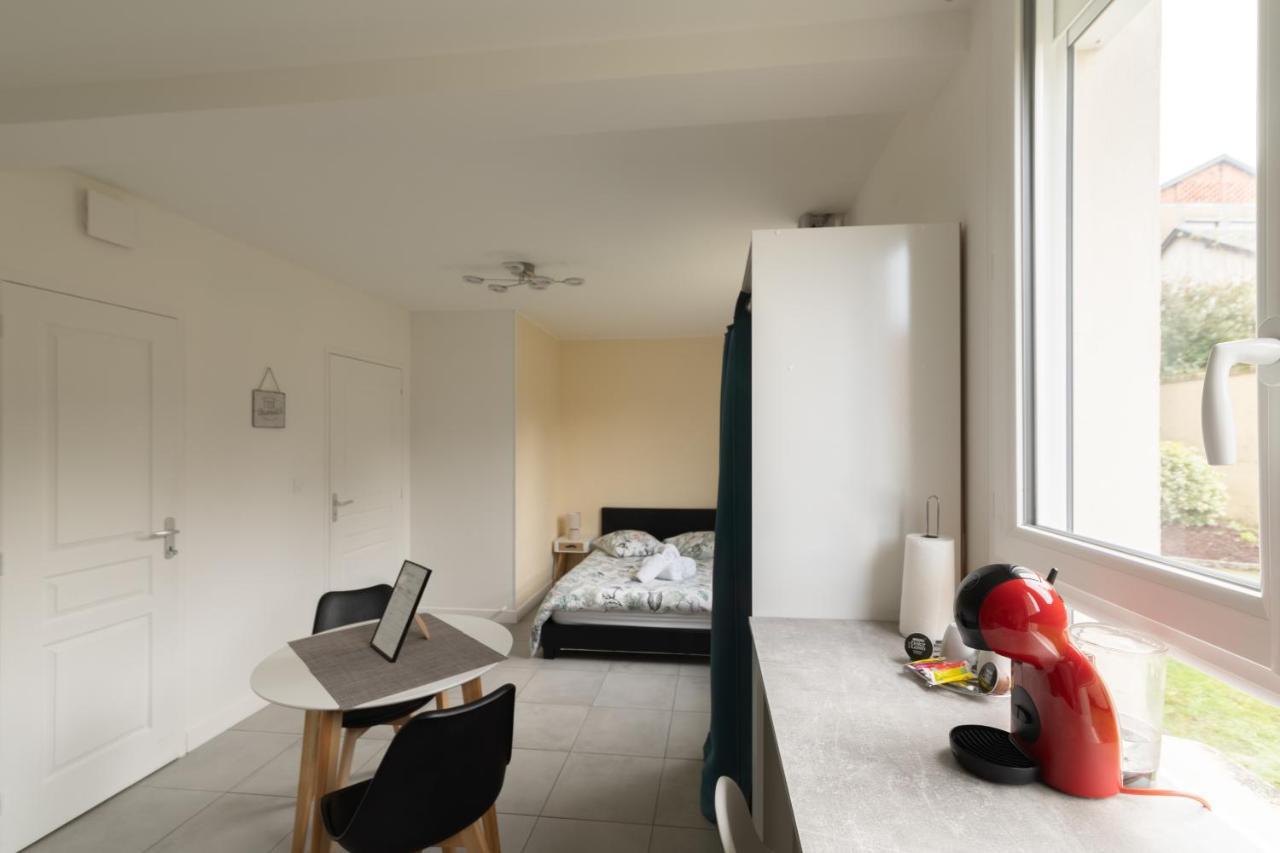 Studio Cosy Dans Residence Calme Et Privee Le Mans Luaran gambar